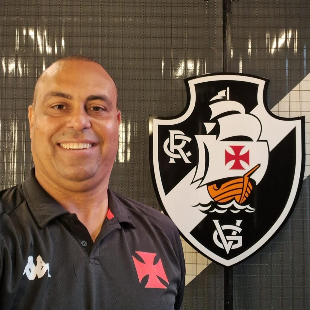 Vasco da Gama anuncia demissão de Fernando Leite, gerente administrativo de sedes da SAF